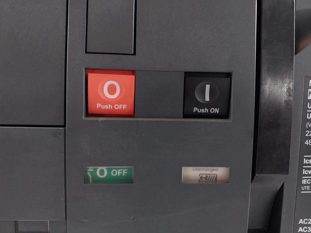 Schneider Electric Nw02 H1 3P Masterpact Micrologic 6.0A Circuit Breaker Unit