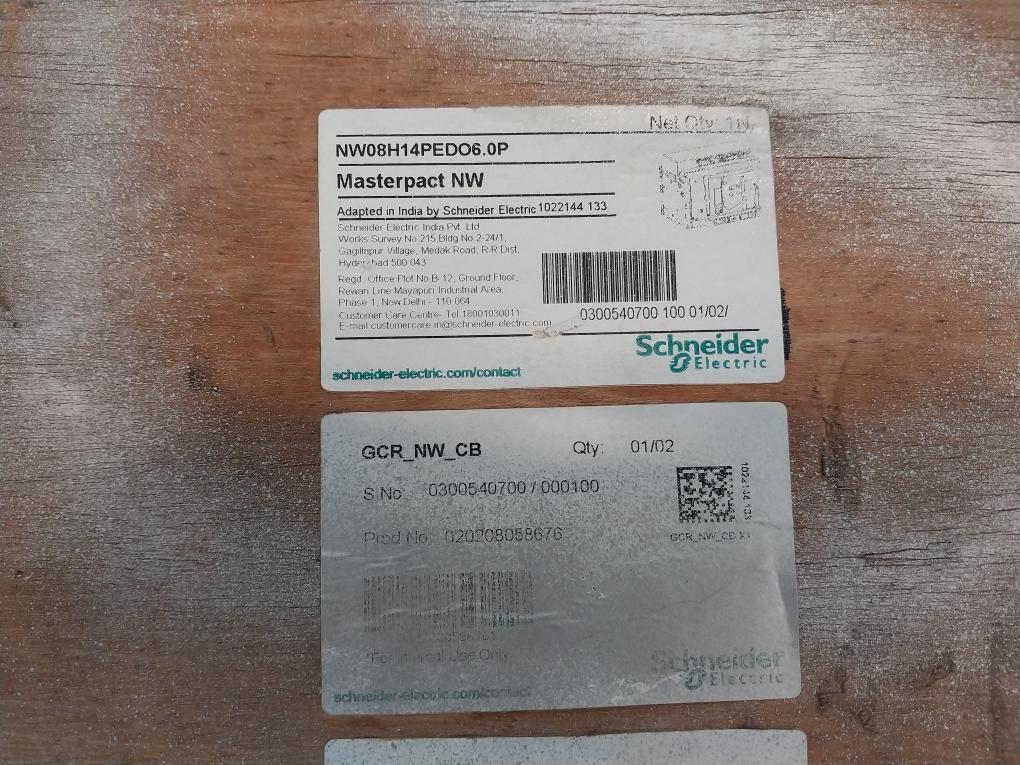 Schneider Electric Nw08 H1 Masterpact Nw Circuit Breaker 1000V 12Kv 50/60Hz