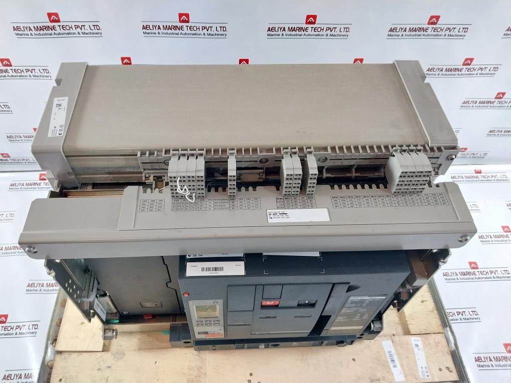 Schneider Electric Nw08 H1 Masterpact Nw Circuit Breaker Iec 60947-2 1000V 12Kv