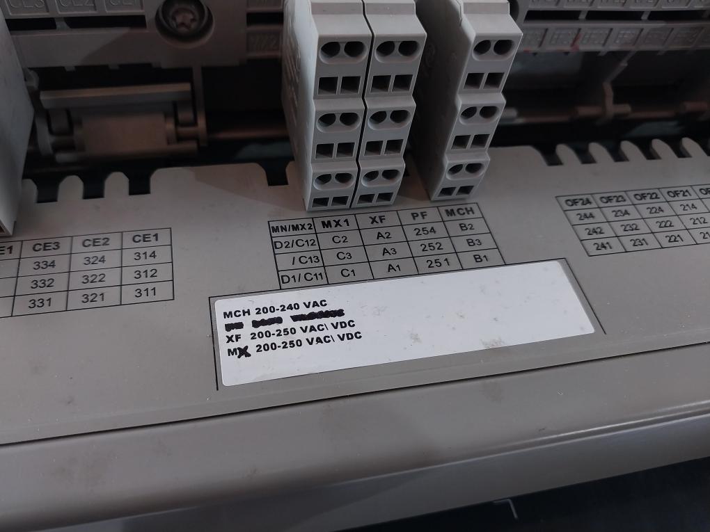 Schneider Electric Nw08 H1 Masterpact Nw Circuit Breaker Iec 60947-2 1000V 12Kv