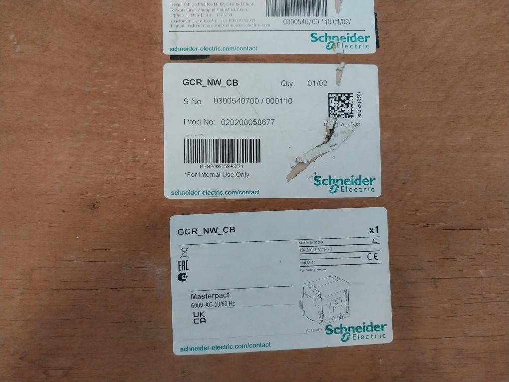 Schneider Electric Nw08 H1 Masterpact Nw Drawout Circuit Breaker 1000V 12Kv 800A