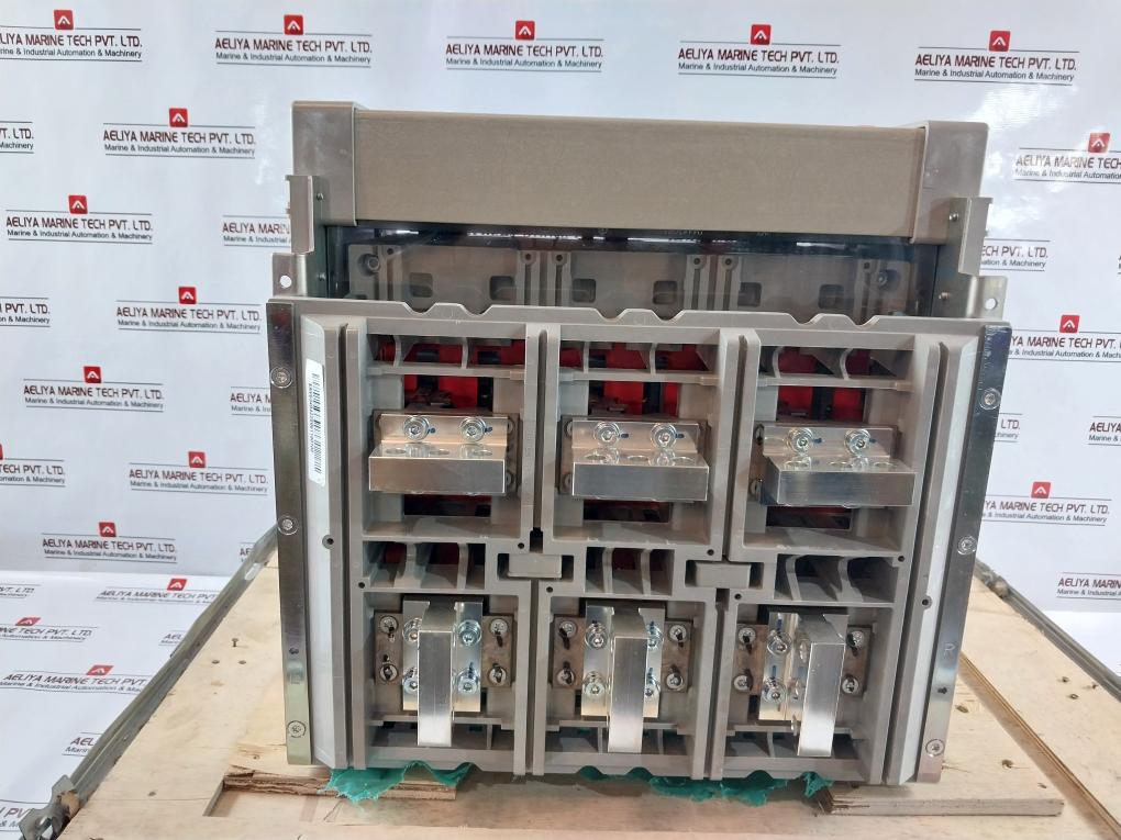 Schneider Electric Nw08 H1 Masterpact Nw Drawout Circuit Breaker 1000V 12Kv 800A