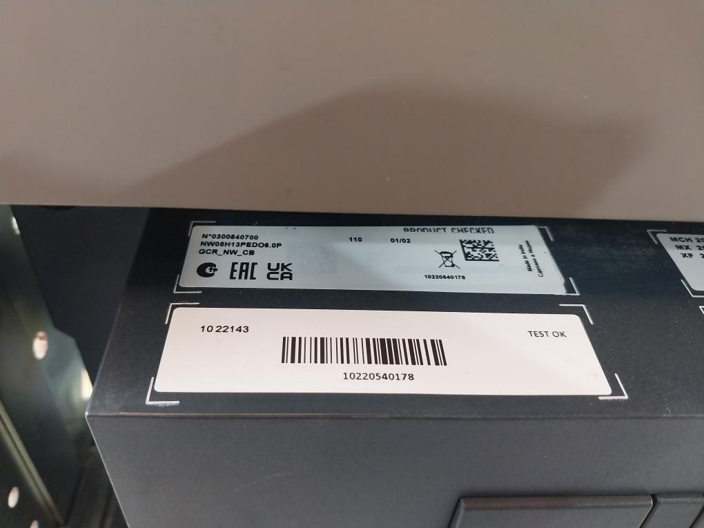 Schneider Electric Nw08 H1 Masterpact Nw Drawout Circuit Breaker 1000V 12Kv 800A