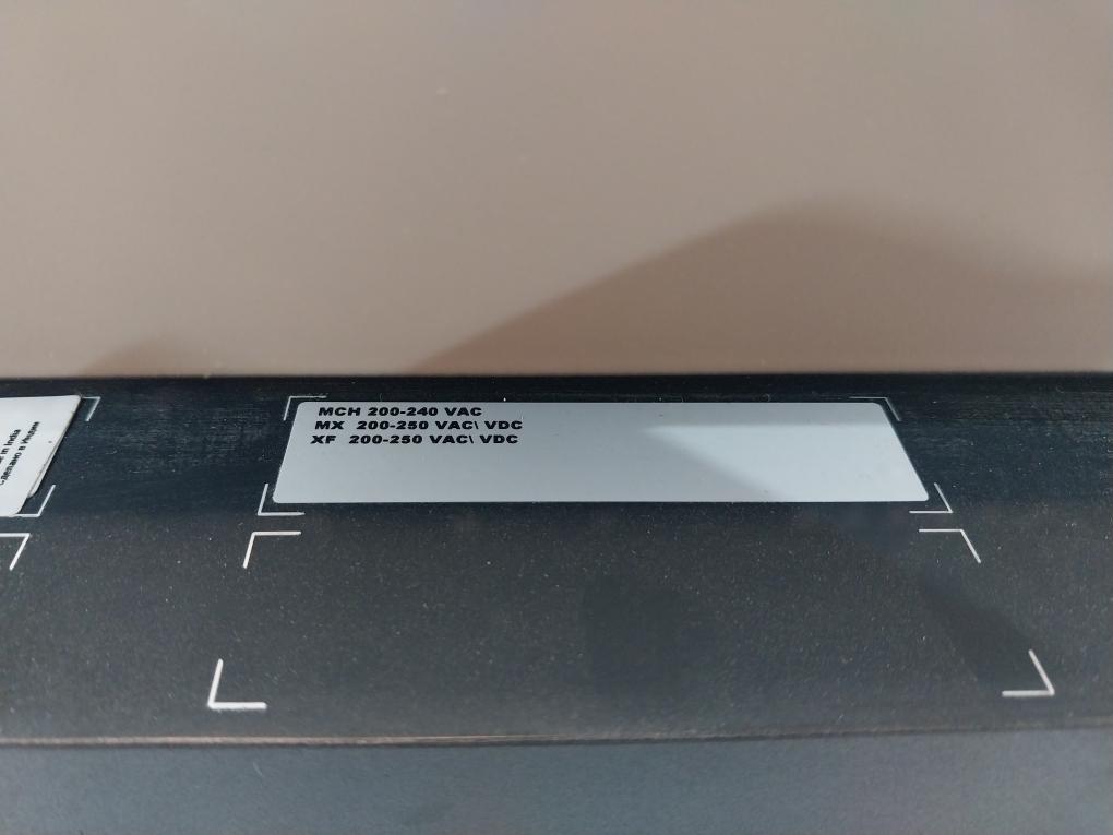 Schneider Electric Nw08 H1 Masterpact Nw Drawout Circuit Breaker 1000V 12Kv 800A