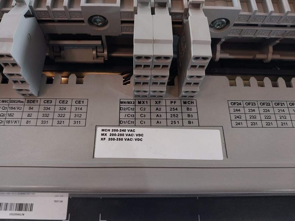 Schneider Electric Nw08 H1 Masterpact Nw Drawout Circuit Breaker 1000V 12Kv 800A