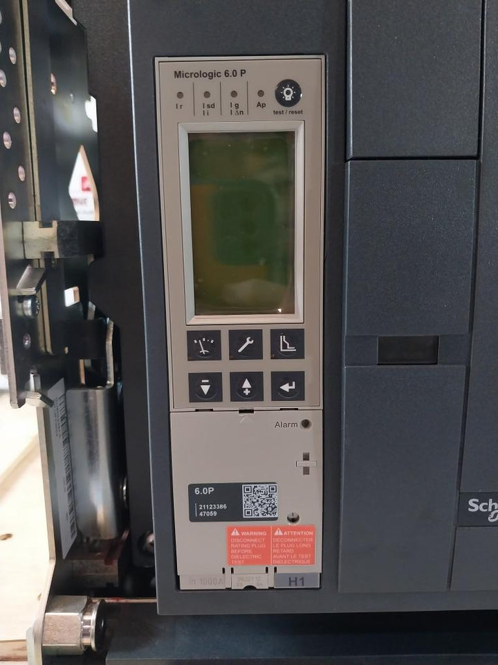 Schneider Electric Nw10 H1 Masterpact Circuit Breaker 1000V 12Kv Iec 60947-3