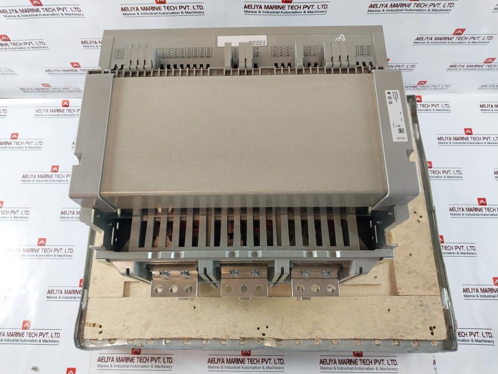 Schneider Electric Nw10 H1 Masterpact Nw Circuit Breaker Iec 60947-2 50/60Hz