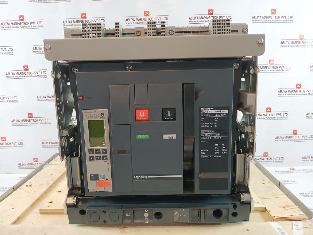 Schneider Electric Nw12 H1 Masterpact Nw Circuit Breaker 690V-ac-50/60Hz 1000V