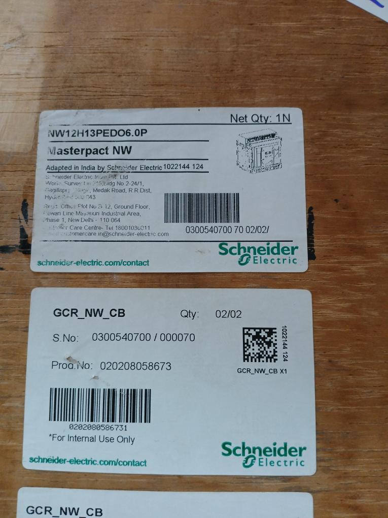 Schneider Electric Nw12 H1 Masterpact Nw Circuit Breaker 690V-ac-50/60Hz 1000V