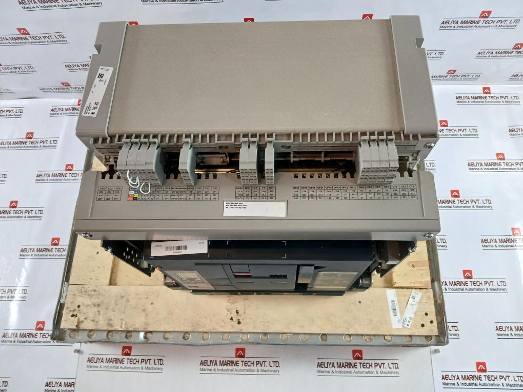 Schneider Electric Nw12 H1 Masterpact Nw Circuit Breaker 690V-ac-50/60Hz 1000V