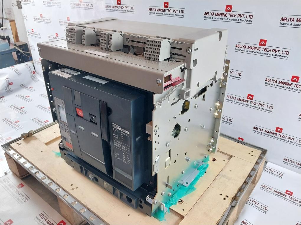 Schneider Electric Nw12 H1 Masterpact Nw Circuit Breaker Nw12H13Pedo6.0P 1000V