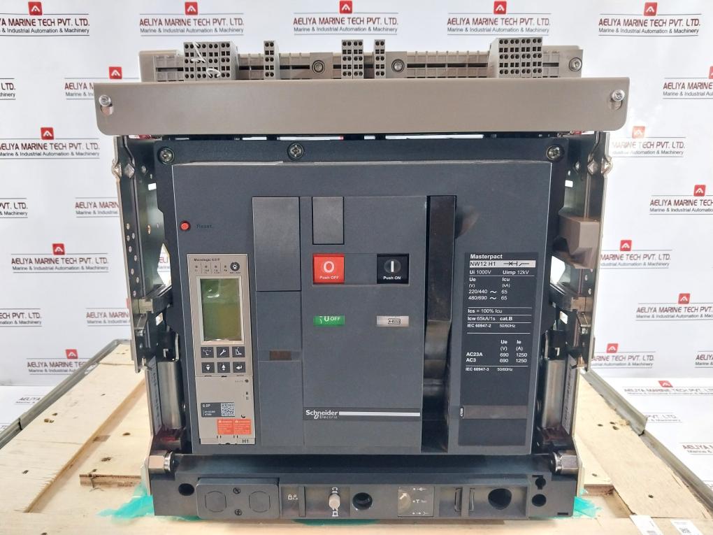 Schneider Electric Nw12 H1 Masterpact Nw Circuit Breaker Nw12H13Pedo6.0P 1000V