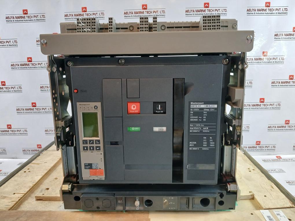 Schneider Electric Nw16 H1 Circuit Breaker Masterpact Micrologic 6.0P Nw12H1