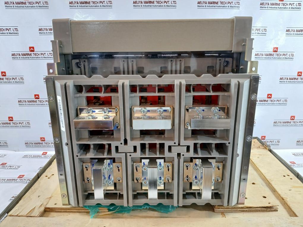 Schneider Electric Nw16 H1 Circuit Breaker Masterpact Micrologic 6.0P Nw12H1