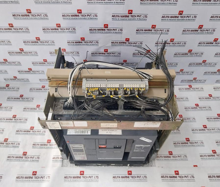 Schneider Electric Masterpact Nw16 N1 Circuit Breaker 1600A Micrologic 5.0E