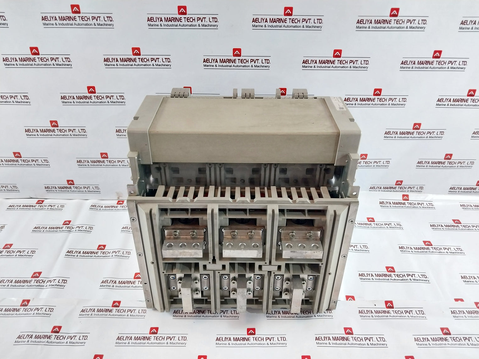 Schneider Electric Masterpact Nw20H13Pedo6.0A Air Circuit-breaker 24-30Vac/Vdc