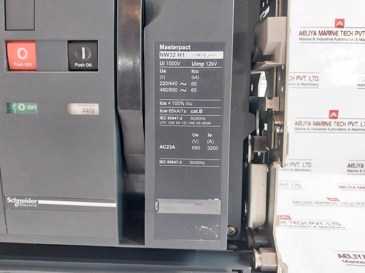 Schneider Electric Masterpact Nw20H13Pedo6.0A Air Circuit-breaker 24-30Vac/Vdc