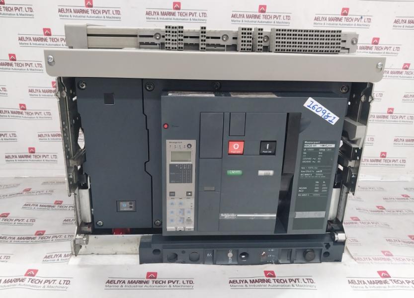 Schneider Electric Nw20 H1 Masterpact Micrologic 6.0A Circuit Breaker 1000V 12Kv