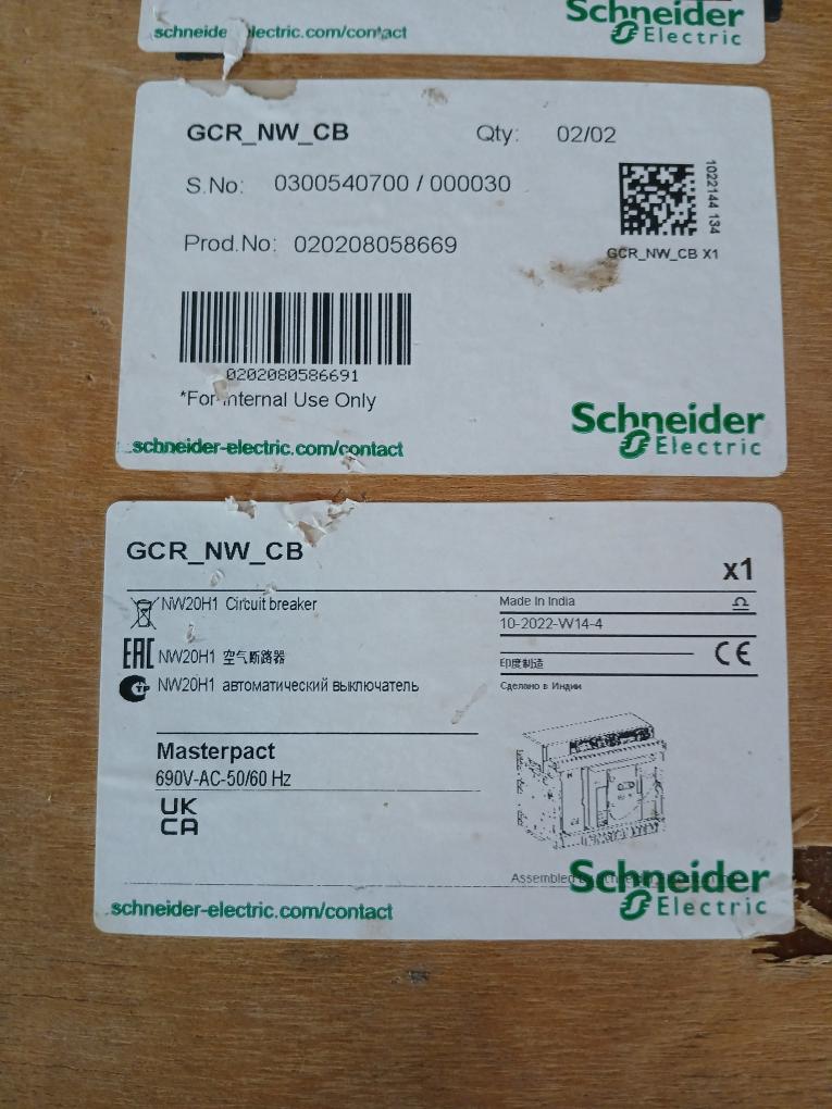 Schneider Electric Nw20 H1 Masterpact Nw Circuit Breaker Iec 60947-3 12Kv 1000V