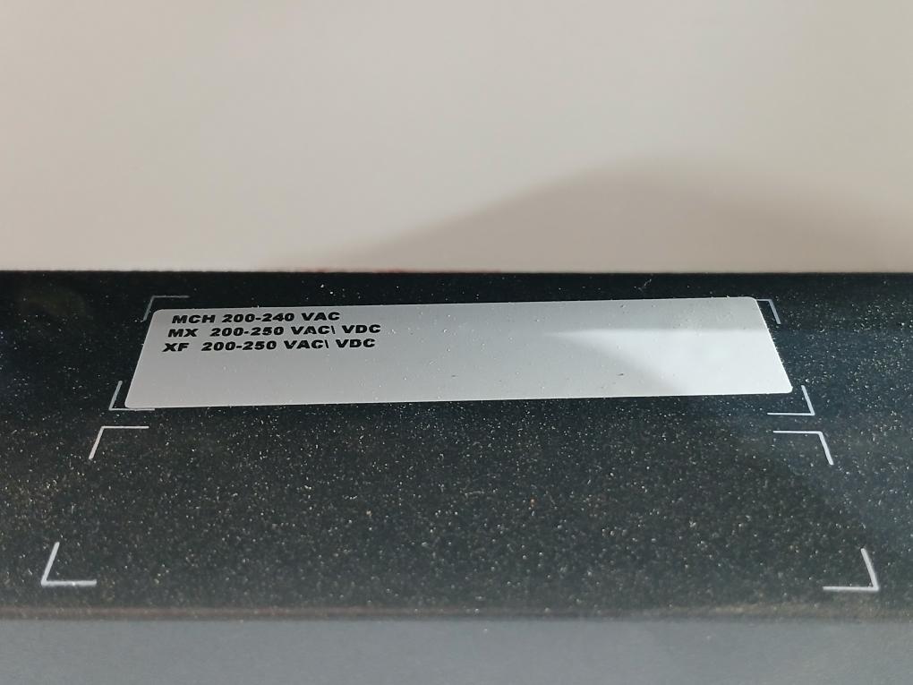 Schneider Electric Nw20 H1 Masterpact Nw Circuit Breaker Iec 60947-3 12Kv 1000V