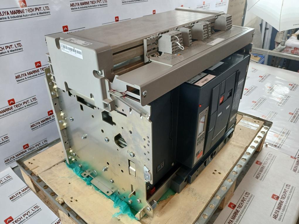 Schneider Electric Masterpact Nw20 H1 Nw Circuit Breaker Micrologic 6.0 P 1000V