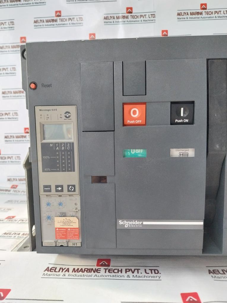 Schneider Electric NW25 H1 Masterpact Circuit Breaker 2500 Amp