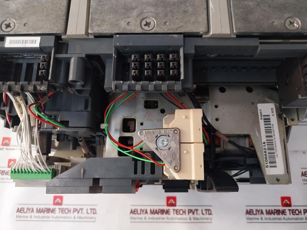 Schneider Electric NW25 H1 Masterpact Circuit Breaker 2500 Amp