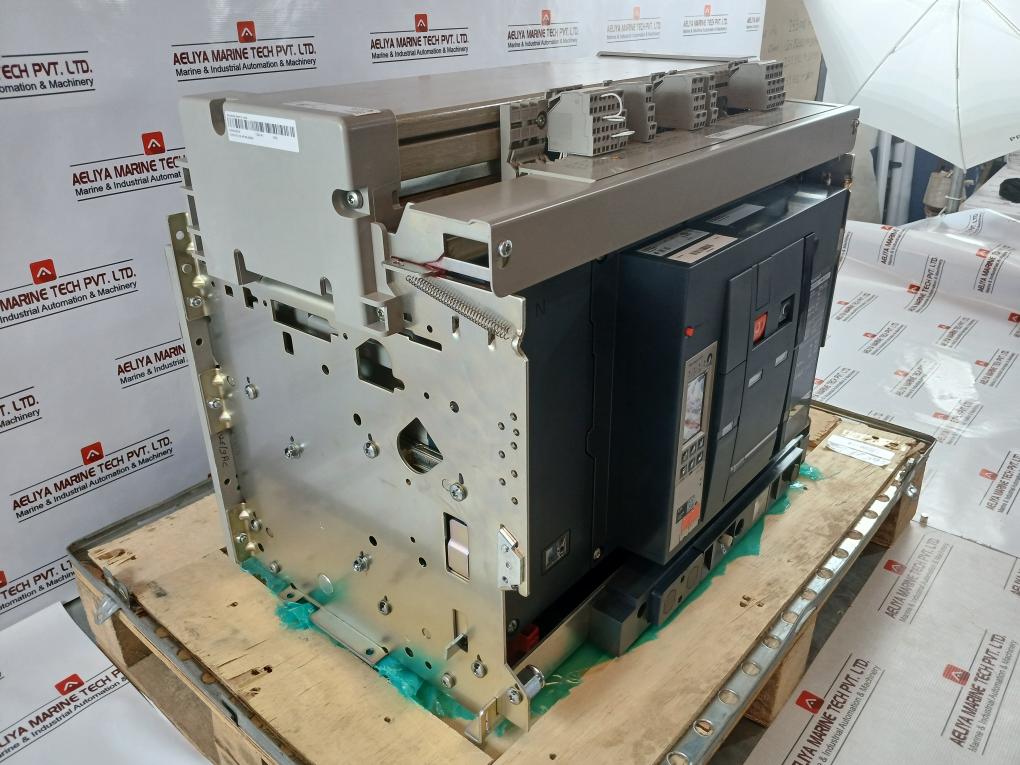 Schneider Electric Nw25 H1 Masterpact Nw Circuit Breaker 1000V Micrologic 6.0 P