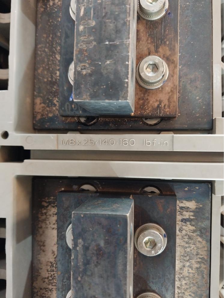 Schneider Electric Nw32 H1 3P Masterpact Circuit Breaker Trip Unit 1000V 12Kv