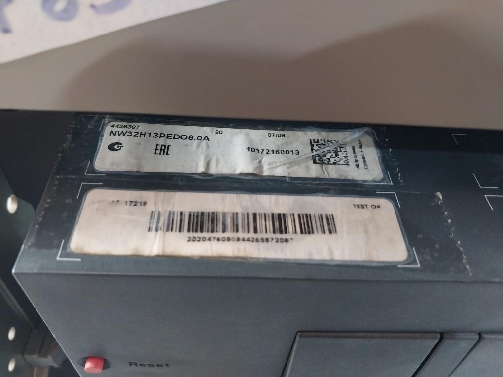 Schneider Electric Nw32 H1 Circuit Breaker Masterpact E103955 50/60Hz 1000V Ac23