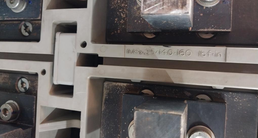 Schneider Electric Nw32 H1 Circuit Breaker Masterpact E103955 50/60Hz 1000V Ac23