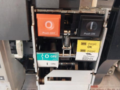 Schneider Electric Nw32 H1 Masterpact Micrologic 2.0A Circuit Breaker 1000V 12Kv