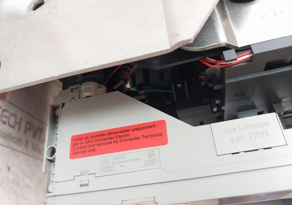 Schneider Electric Nw32 H1 Masterpact Micrologic 2.0A Circuit Breaker 1000V 12Kv