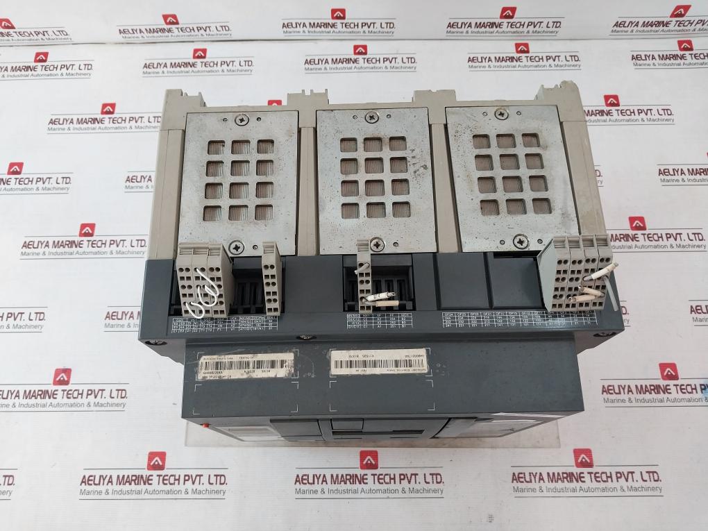Schneider Electric Nw32 H1 Masterpact Micrologic 2.0A Circuit Breaker 1000V 12Kv