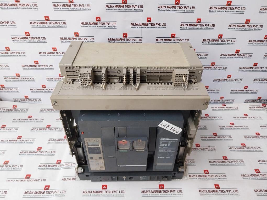 Schneider Electric Nw32 H1 Masterpact Micrologic 5.0a Circuit Breaker 3200a