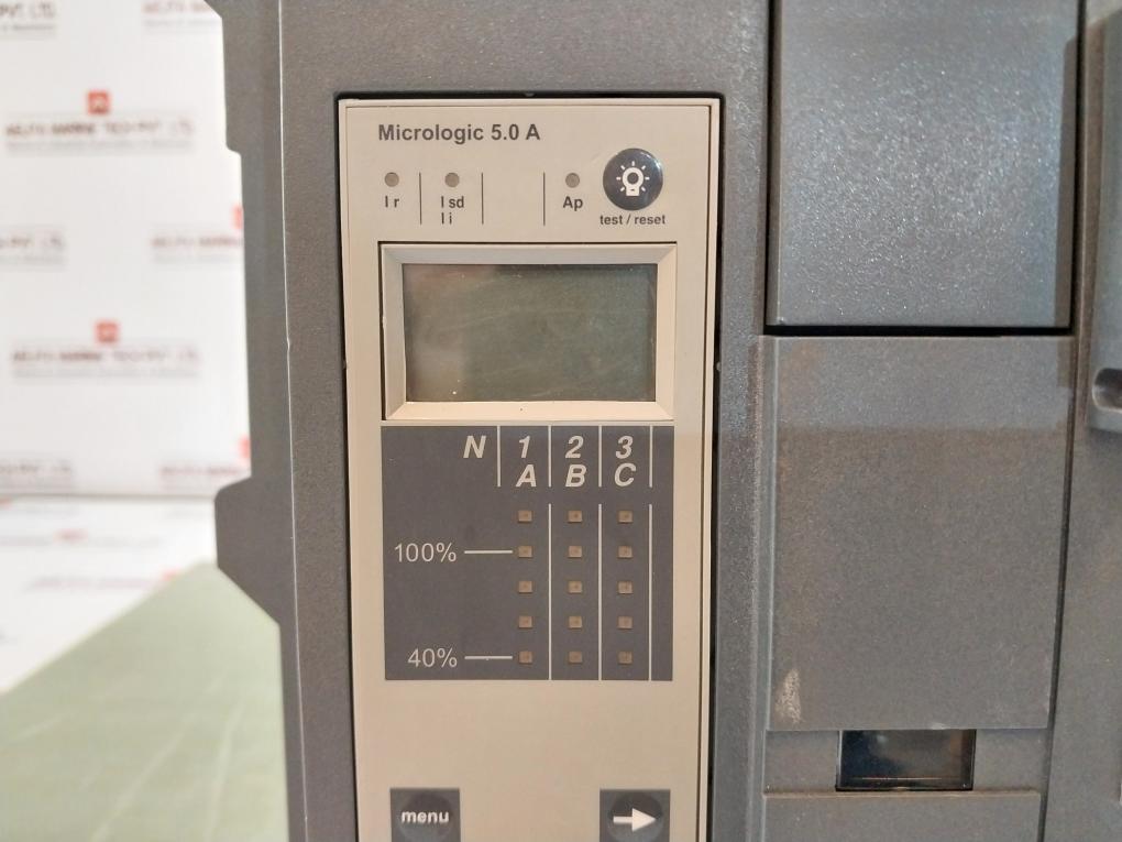 Schneider Electric Nw32 H2 Circuit Breaker 380-480Vac 1000V (Master Pact)