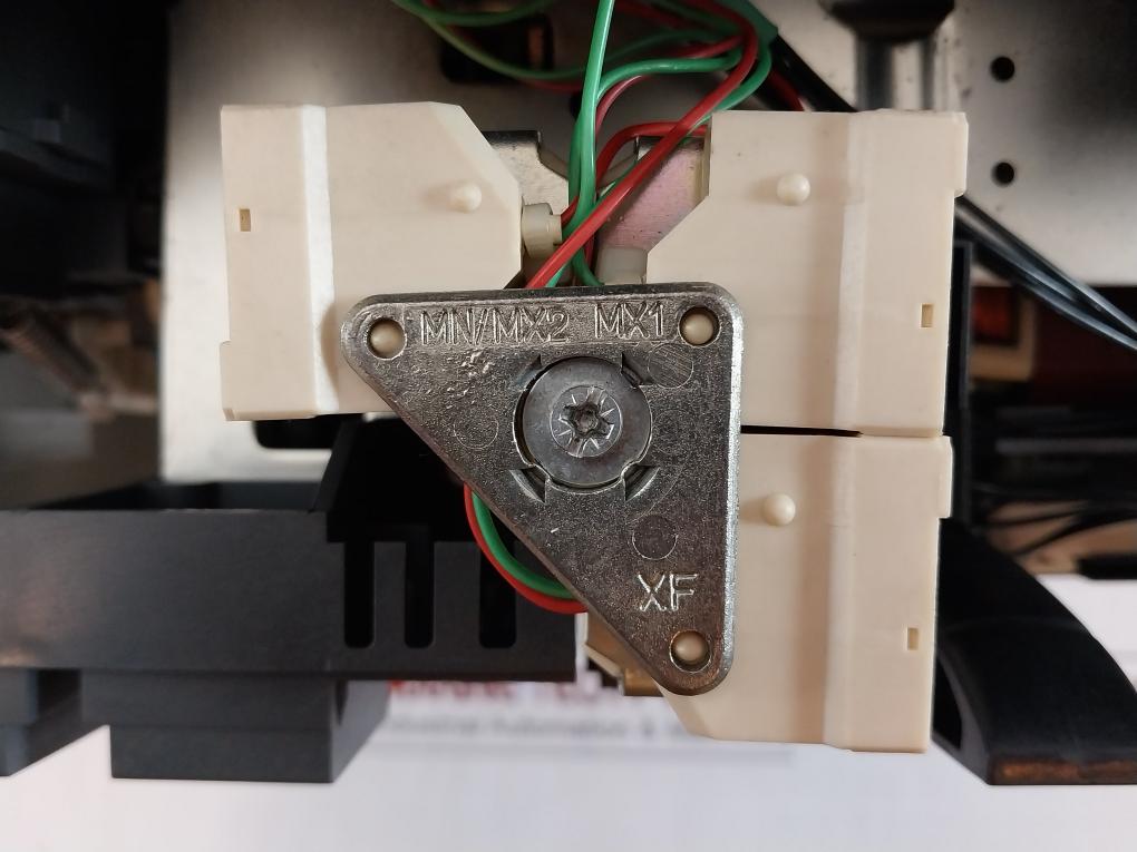 Schneider Electric Nw32 H2 Circuit Breaker 380-480Vac 1000V (Master Pact)
