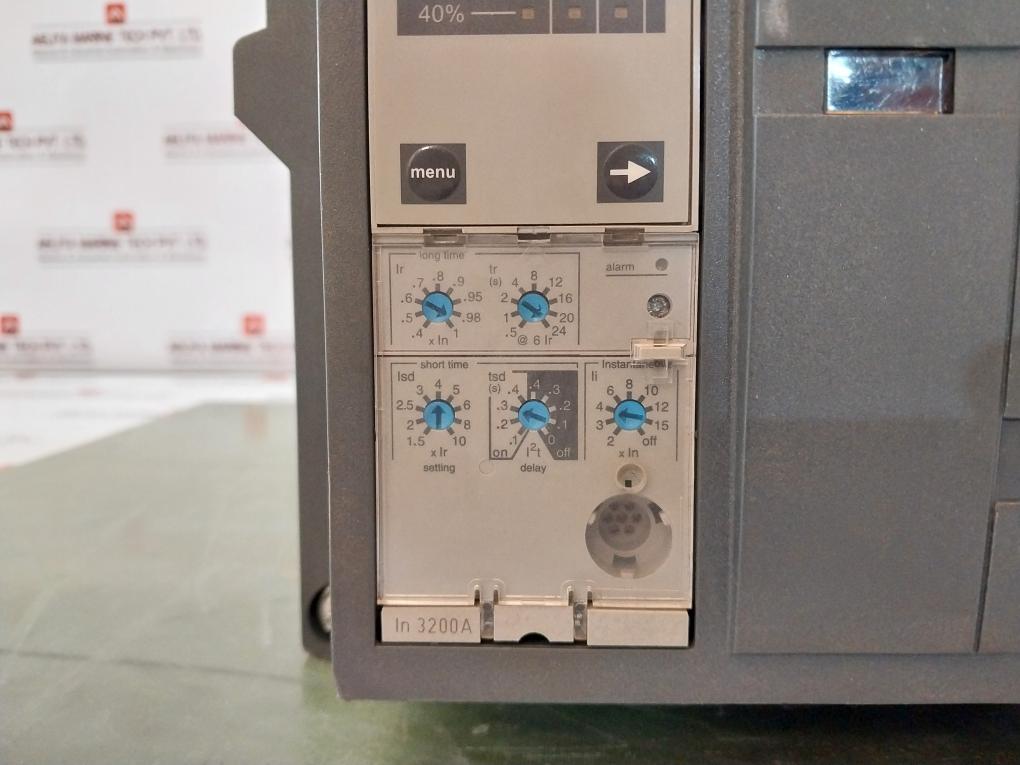Schneider Electric Nw32 H2 Circuit Breaker 380-480Vac 1000V (Master Pact)