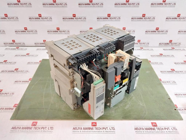 Schneider Electric Nw32 H2 Circuit Breaker 380-480Vac 1000V (Master Pact)