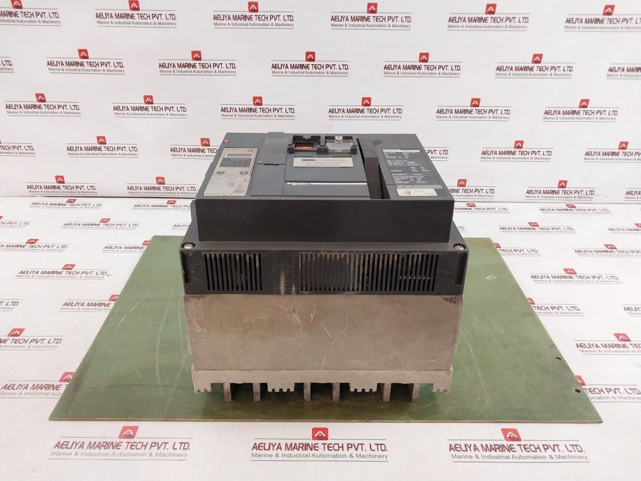 Schneider Electric Nw32 H2 Circuit Breaker 380-480Vac 1000V (Master Pact)