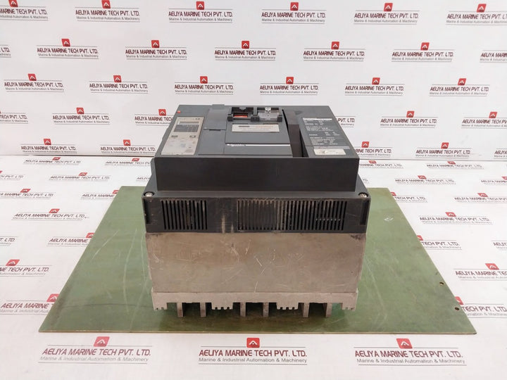 Schneider Electric Nw32 H2 Circuit Breaker 380-480Vac 1000V (Master Pact)