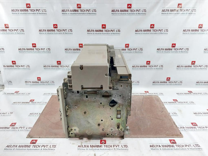 Schneider Electric Nw32 Ha Masterpact Air Circuit Breaker 690V 3200A 1000V 12Kv