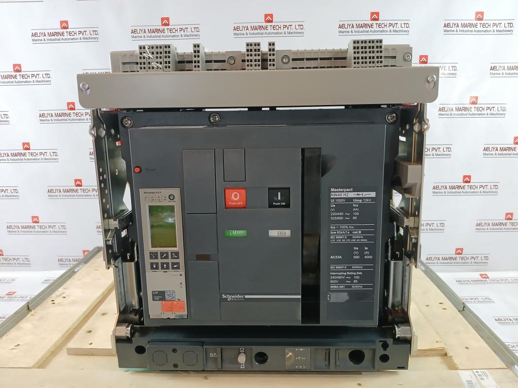 Schneider Electric Nw40 H2 Masterpact Circuit Breaker 600V- 85 Micrologic 6.0 P