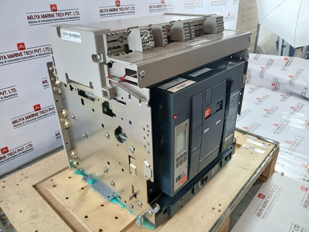 Schneider Electric Nw40 H2 Masterpact Nw Circuit Breaker Iec 60947-2 50/60Hz