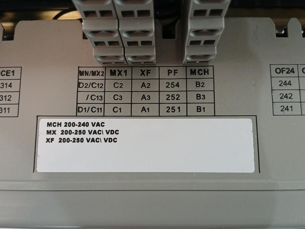 Schneider Electric Nw40 H2 Masterpact Nw Circuit Breaker Iec 60947-2 50/60Hz