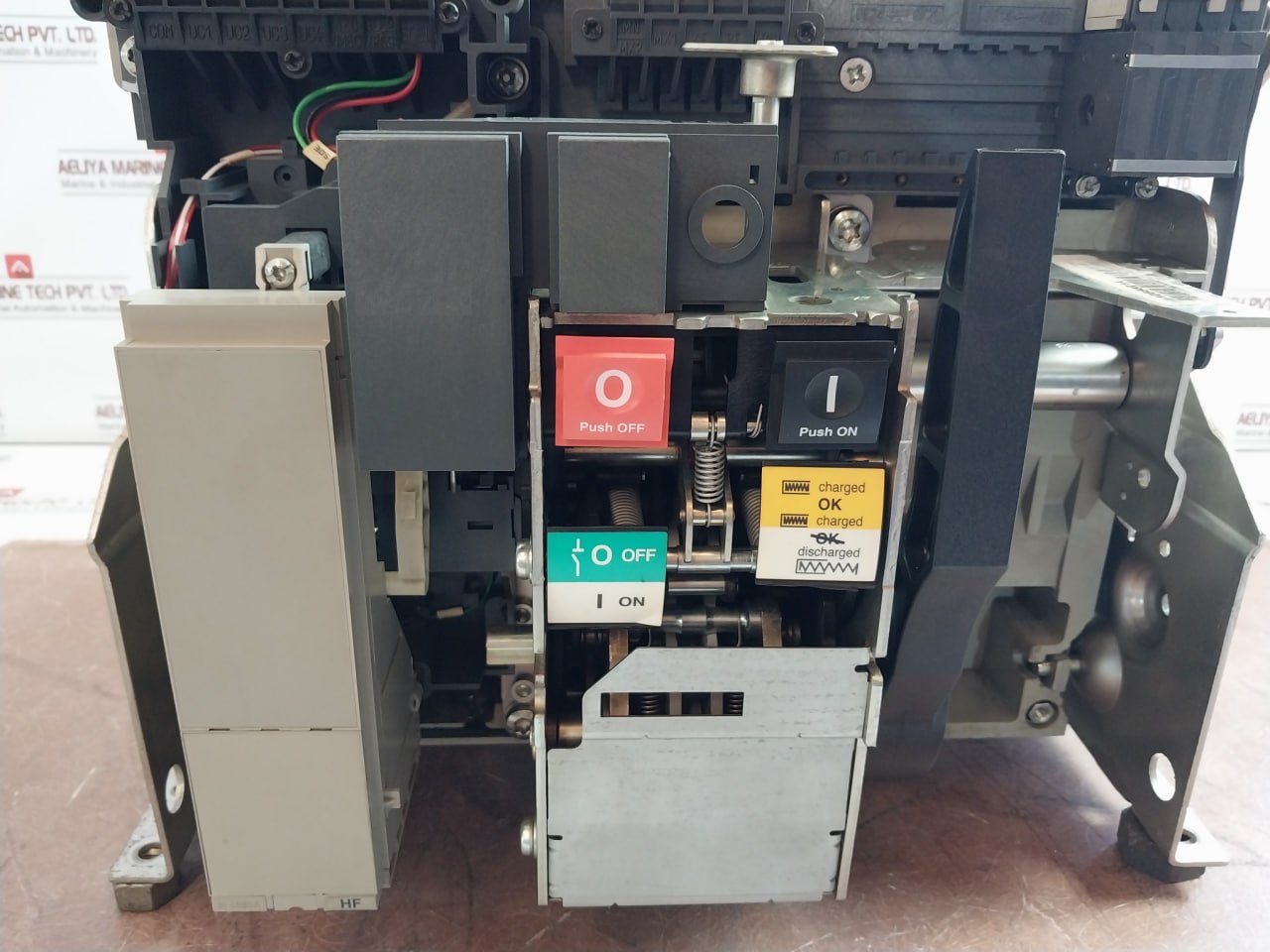 Schneider Electric Nw40 Hf Switch-disconnector Masterpact 1000V 12Kv 690V Ac23A