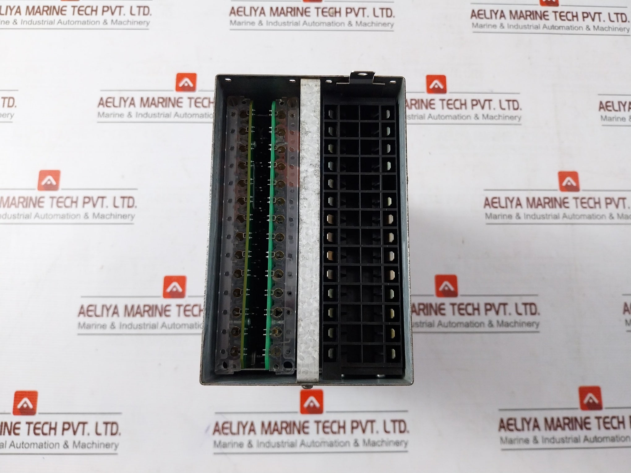 Schneider Electric P122B00Z112Cf1 Overcurrent Relay 24-250 Vdc