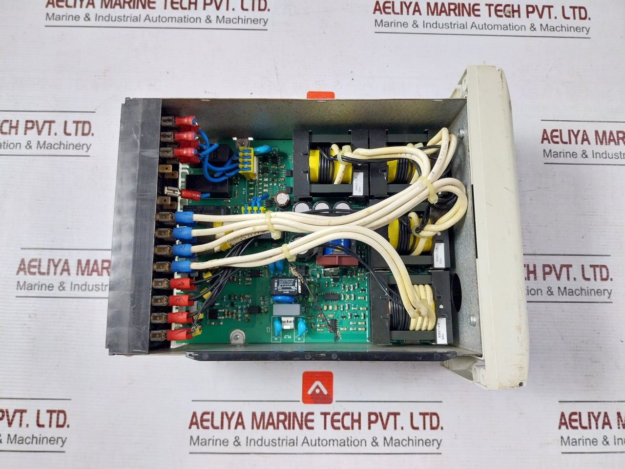 Schneider Electric P122 Overcurrent Protection Relay 1/5A 24-250