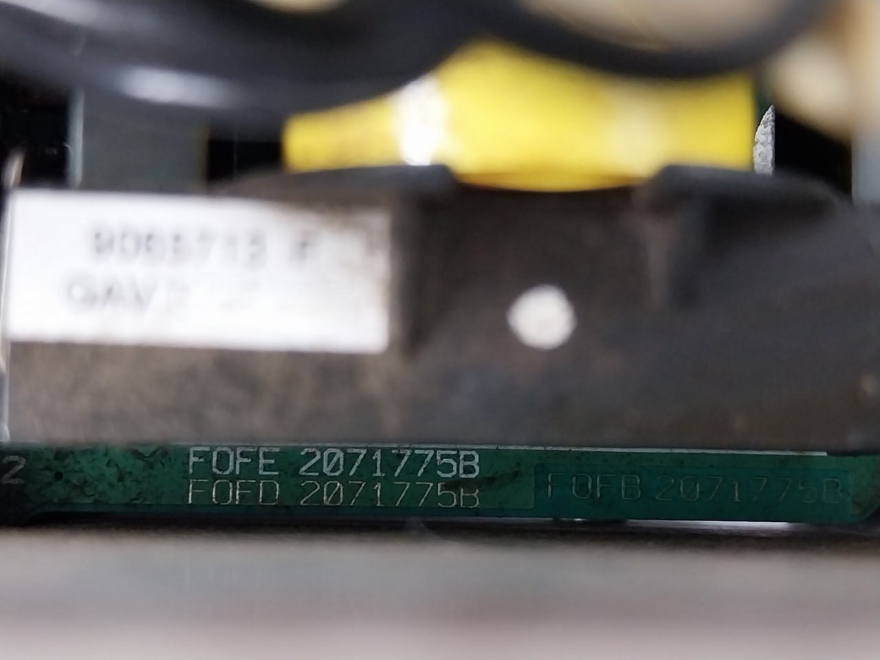 Schneider Electric P122 Overcurrent Protection Relay 1/5A 24-250 (Not Working)