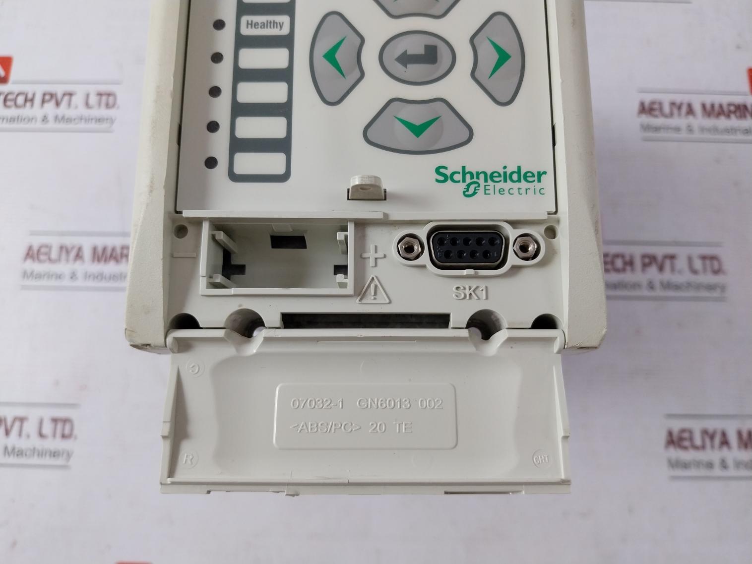 Schneider Electric P122 Overcurrent Protection Relay 48-240Vac